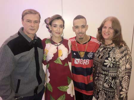 com Jarbas Fontinelle, a atriz Nicoly Lacerda e o ator Thiago Lima