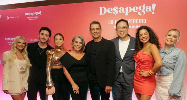 Elenco marcou presença na pré-estreia de "Desapega" em São Paulo. (Foto: Marcelo Moscardi)