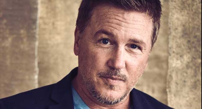 Lochlyn Munro (Divulgação)