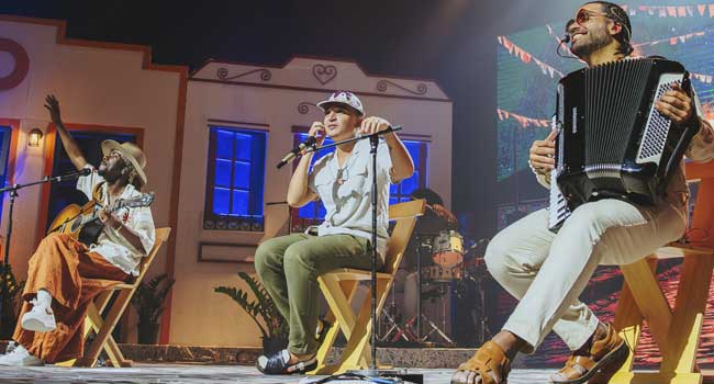 João Gomes, Jota.pê e Mestrinho em Dominguinho (Foto: @laercio_pioi)