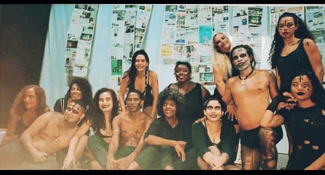 O Bando Cultural da Rocinha em palco (Divulgação)