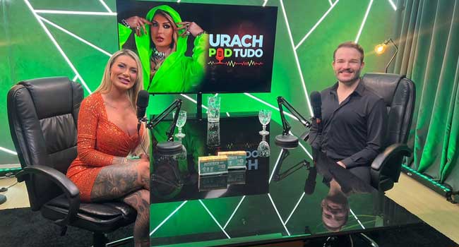 Andressa Urach e o Dr. Klinger Faíco (Foto: @aandressaurach | CO ASSESSORIA)
