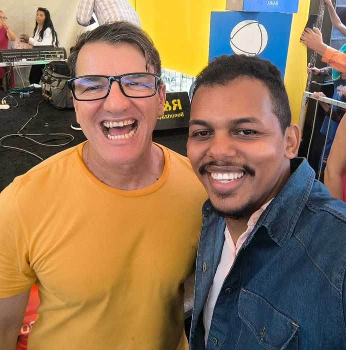 Danylo Oliveira com o diretor Beto Nescau (Divulgação)