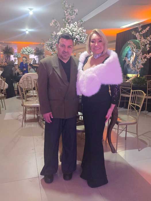 Colunista de Sorriso e Lucy Regenold Fernandes no L’Apogée 2026 (Divulgação)
