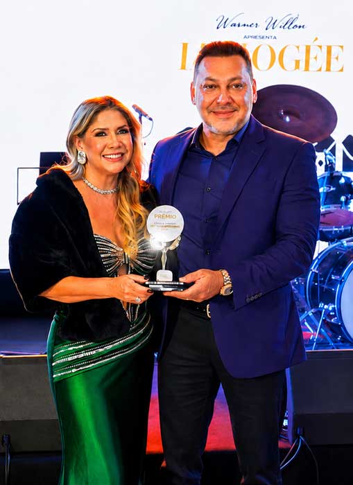 Desembargador Marcos Regenold e Dra. Tatiane Barros Ramalho no L’Apogée 2026 (Divulgação)