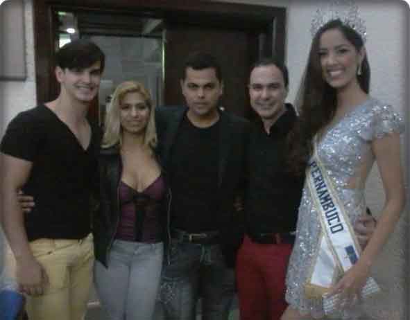 com Anderson Gutierrez, Jeannie Ferreira, Augusto Cavalcanti Wanderley e Andresa Alves. (Fotos Créditos: Evento Top)